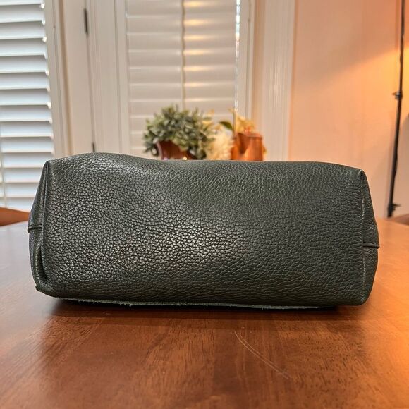 Calma 11 600 Full Grain Leather Crossbody Bag Dark Green Spain Large EUC - Picture 5 of 8
